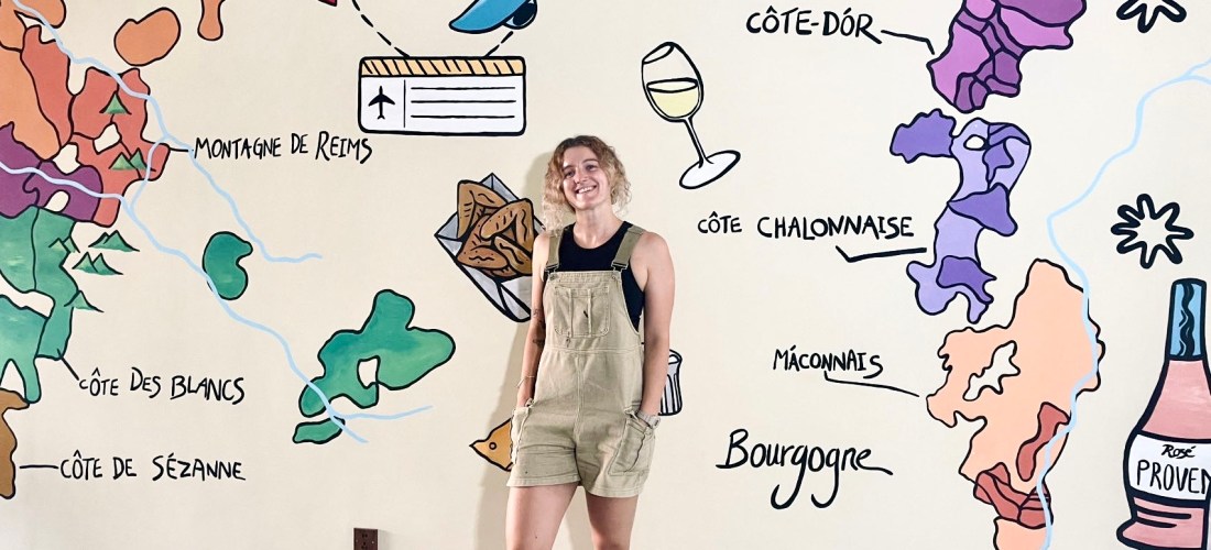 Restaurant wall mural complete